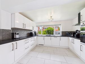 Photo 11- click for photo gallery